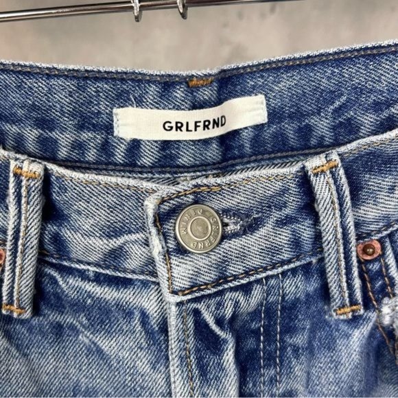 GRLFRND | Karolina High-Rise Light Wash Distressed Jeans in ‘To Be Continued’ - Picture 5 of 13